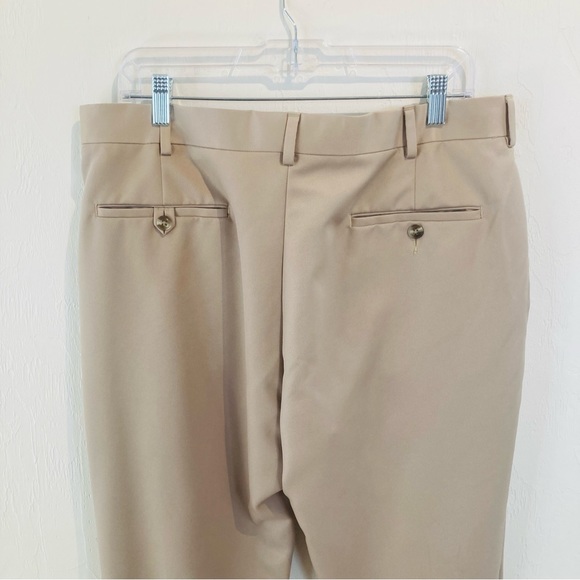 Travelsmart khaki pants - Picture 3 of 9